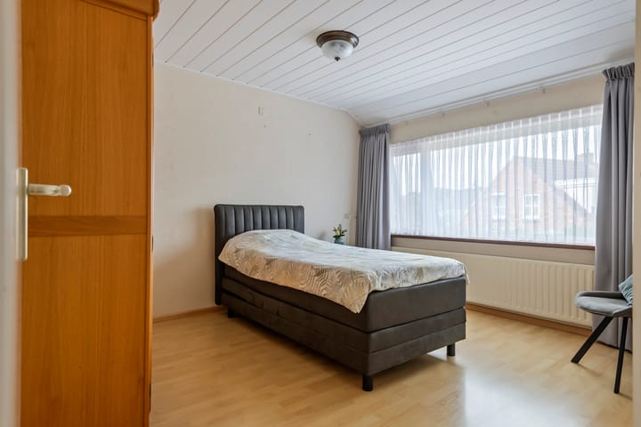 Foto 15 van Meidoornstraat 7