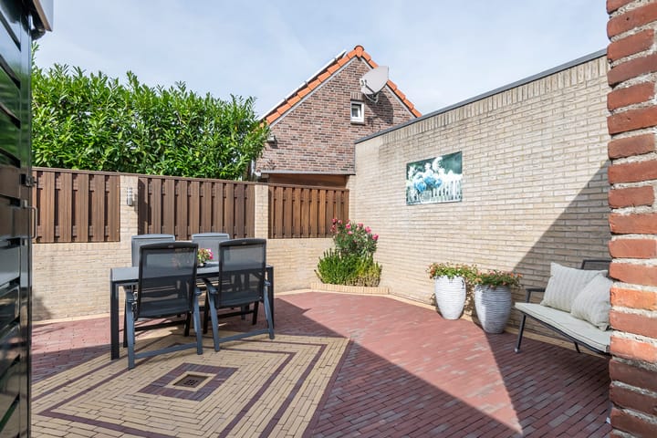 Foto 22 van Meidoornstraat 7