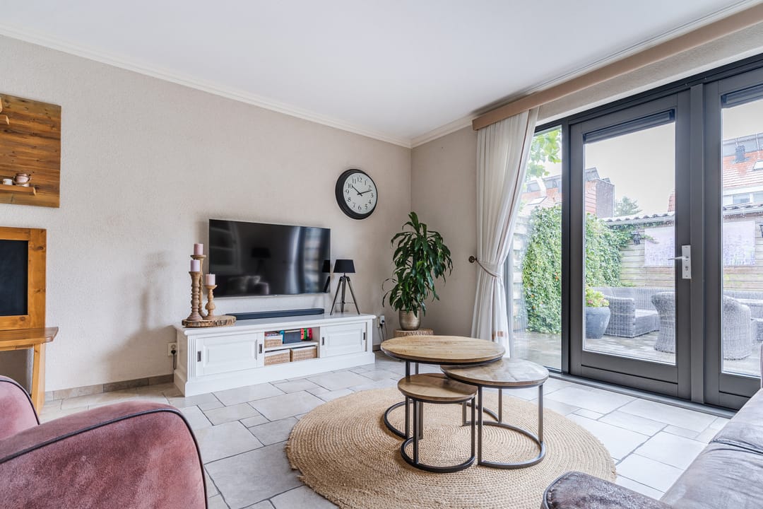 Foto 8 van Eiland van Surya 12