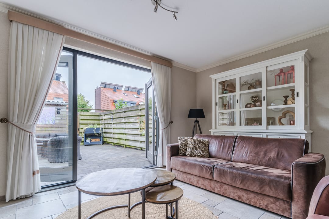 Foto 7 van Eiland van Surya 12