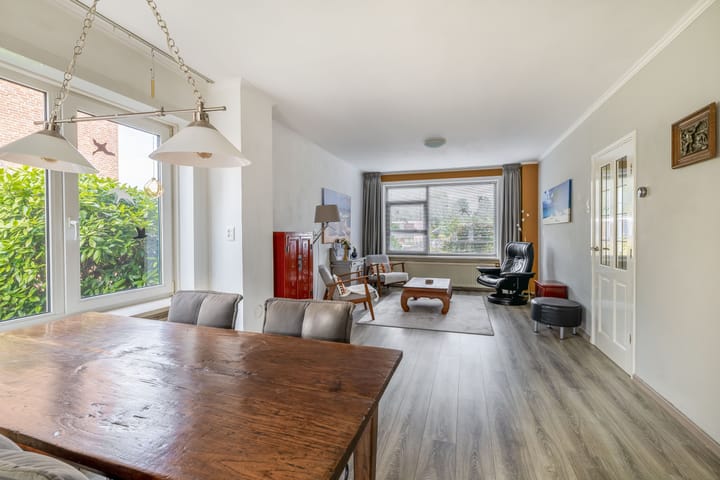 Foto 11 van Nieuwemeerdijk 101