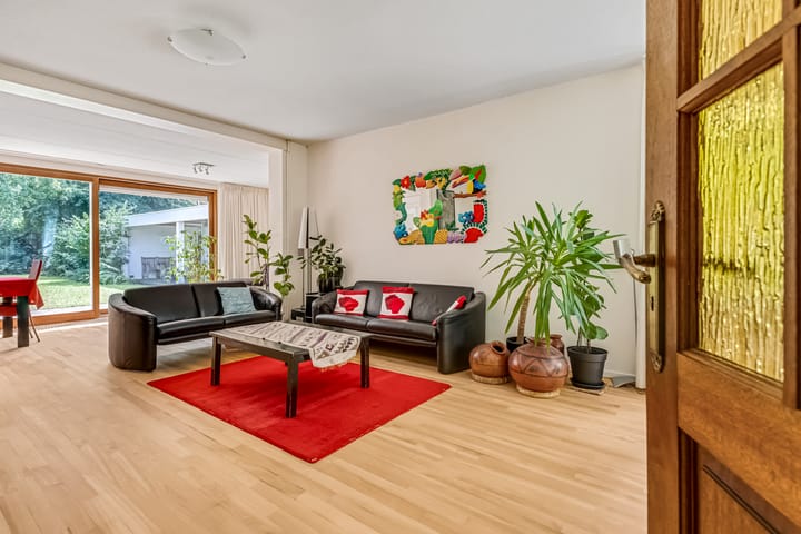 Photo 2 of Juliana van Stolberglaan 11