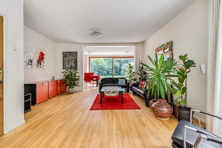 Photo 4 of Juliana van Stolberglaan 11