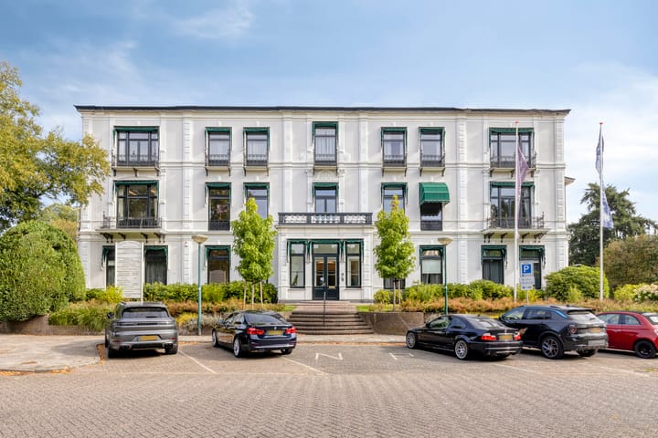 Stationsplein 62, Baarn