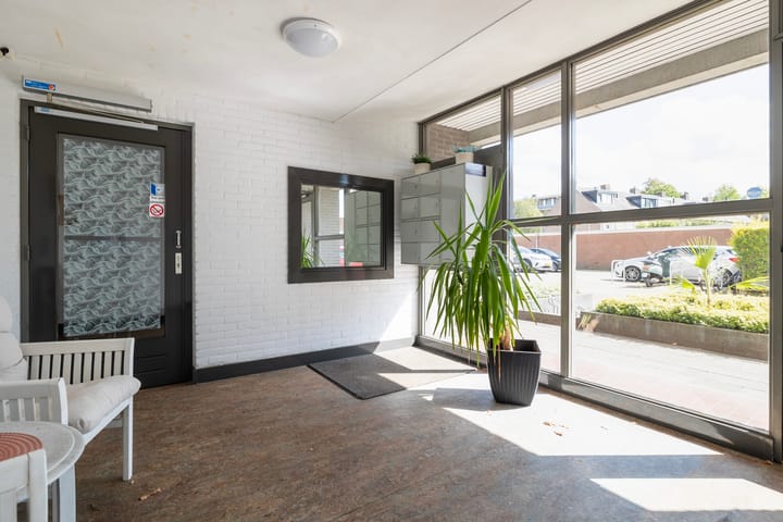 Photo 4 of Rijnauwenstraat 63