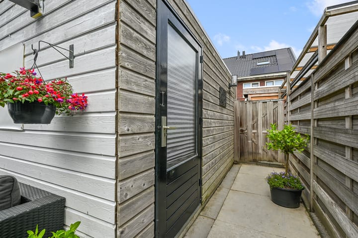 Foto 33 van Linksachterstraat 3