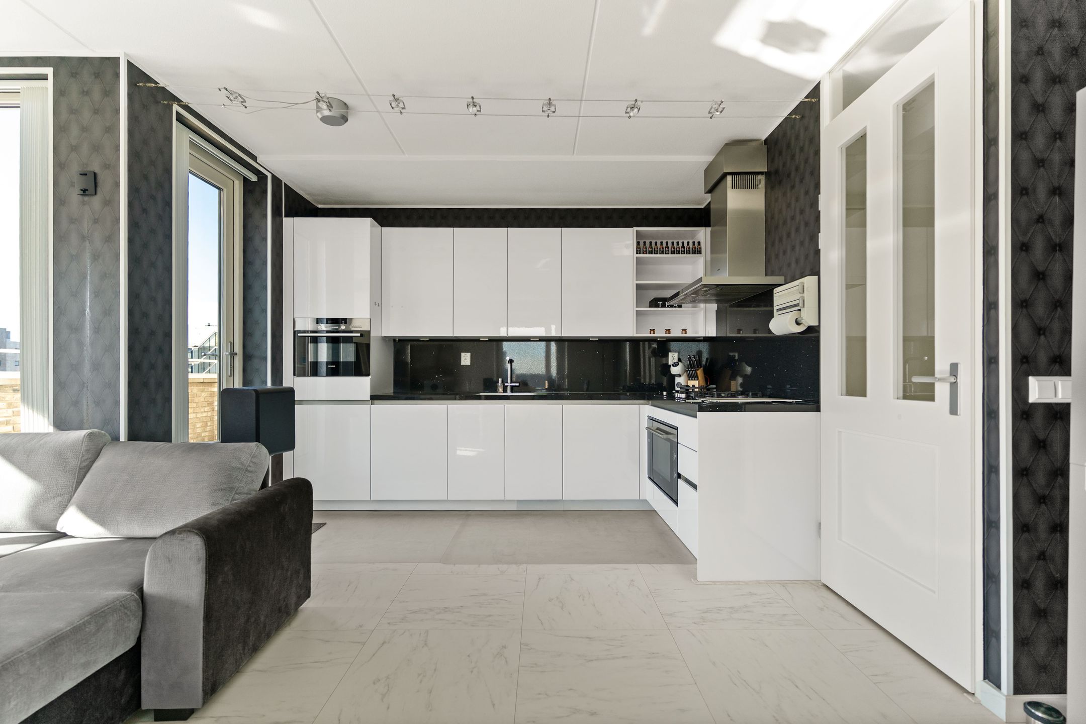 Foto 3 van Waldorpstraat 502