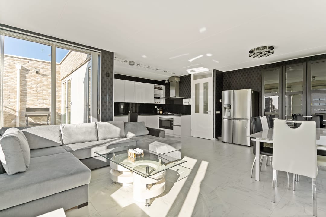 Foto 11 van Waldorpstraat 502