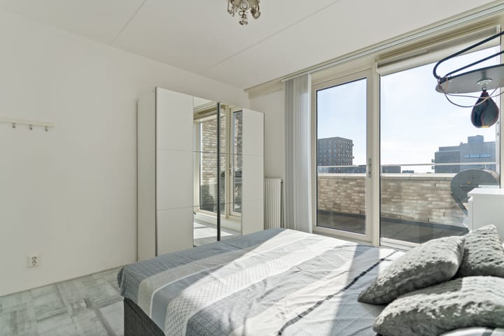 Foto 21 van Waldorpstraat 502