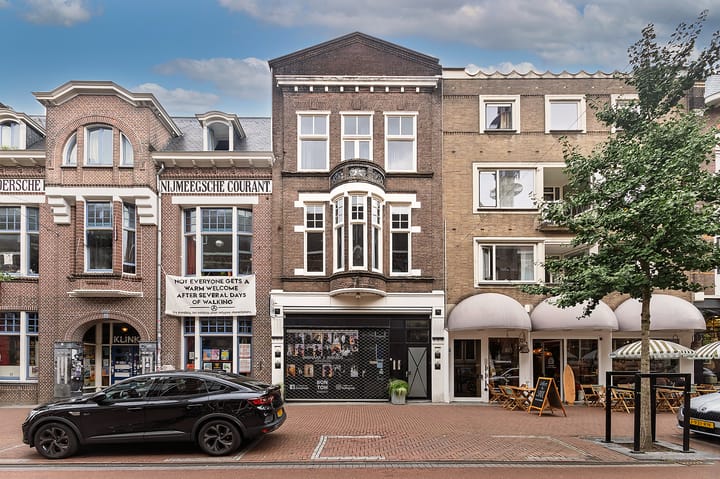 Photo 1 of van Broeckhuysenstraat 44-A
