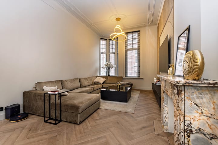 Photo 9 of van Broeckhuysenstraat 44-A