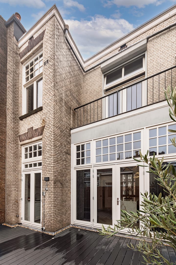 Photo 24 of van Broeckhuysenstraat 44-A