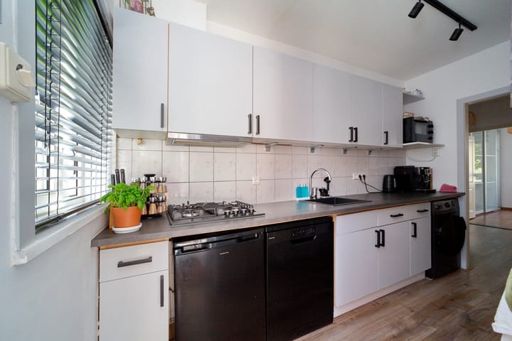 Photo 6 of Doelenstraat 86