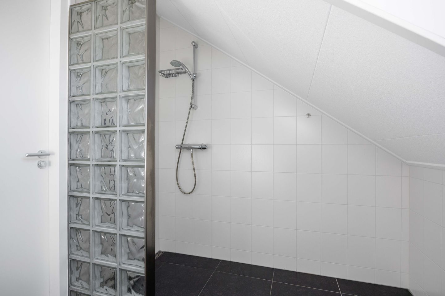 Foto 34 van J.H. Neuteboomlaan 5