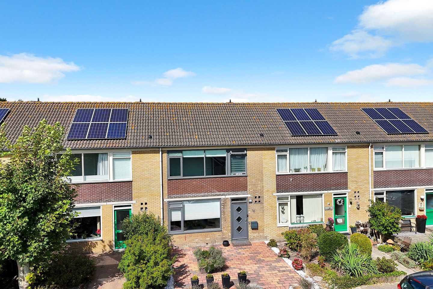 Photo 1 of Leliestraat 16