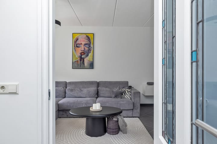 Photo 9 of Leliestraat 16