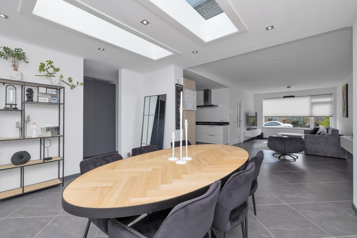 Photo 14 of Leliestraat 16