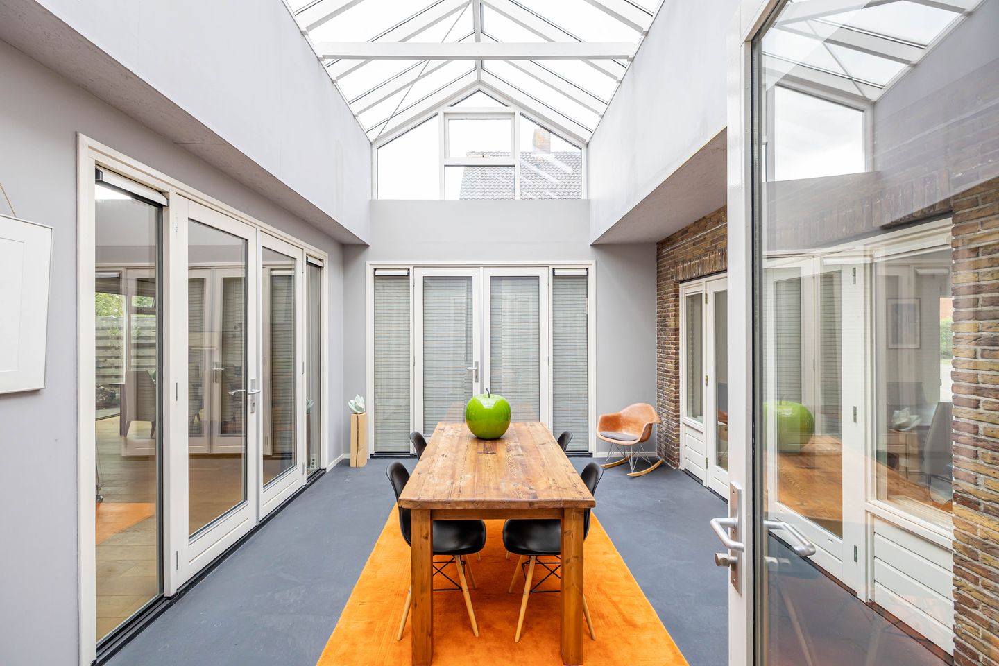 Foto 10 van Burg Geerlingstraat 17