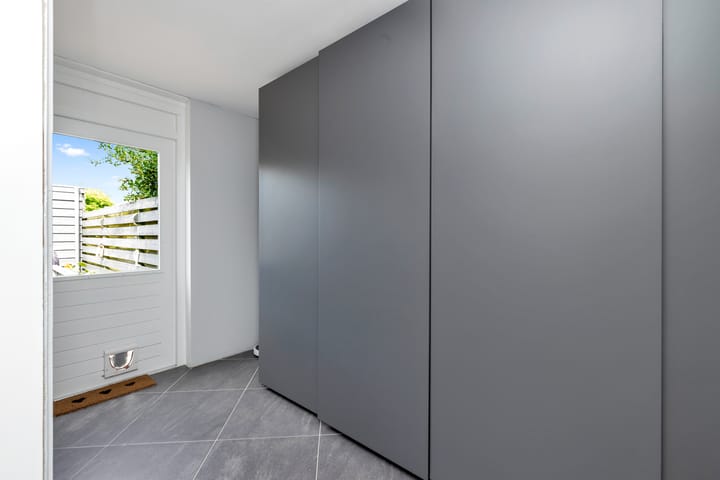 Photo 24 of Leliestraat 16