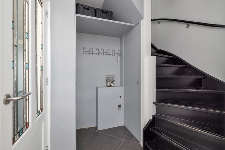 Photo 25 of Leliestraat 16