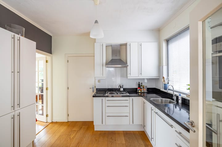 Foto 22 van Burg Geerlingstraat 17