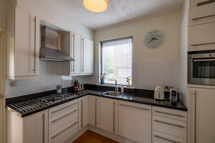 Foto 23 van Burg Geerlingstraat 17