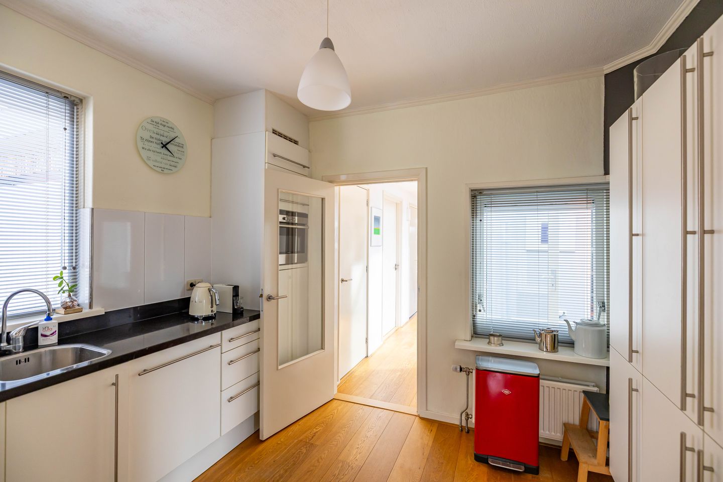 Foto 25 van Burg Geerlingstraat 17