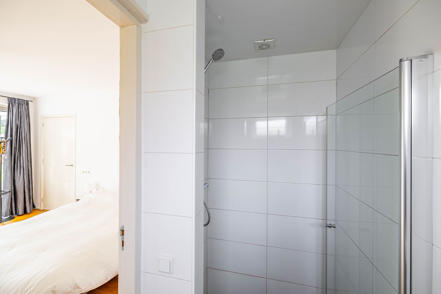 Foto 29 van Burg Geerlingstraat 17