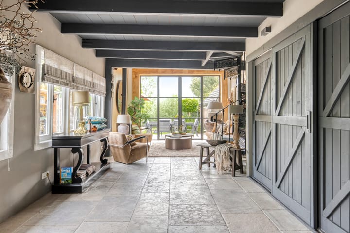 Foto 2 van Schuwacht 70