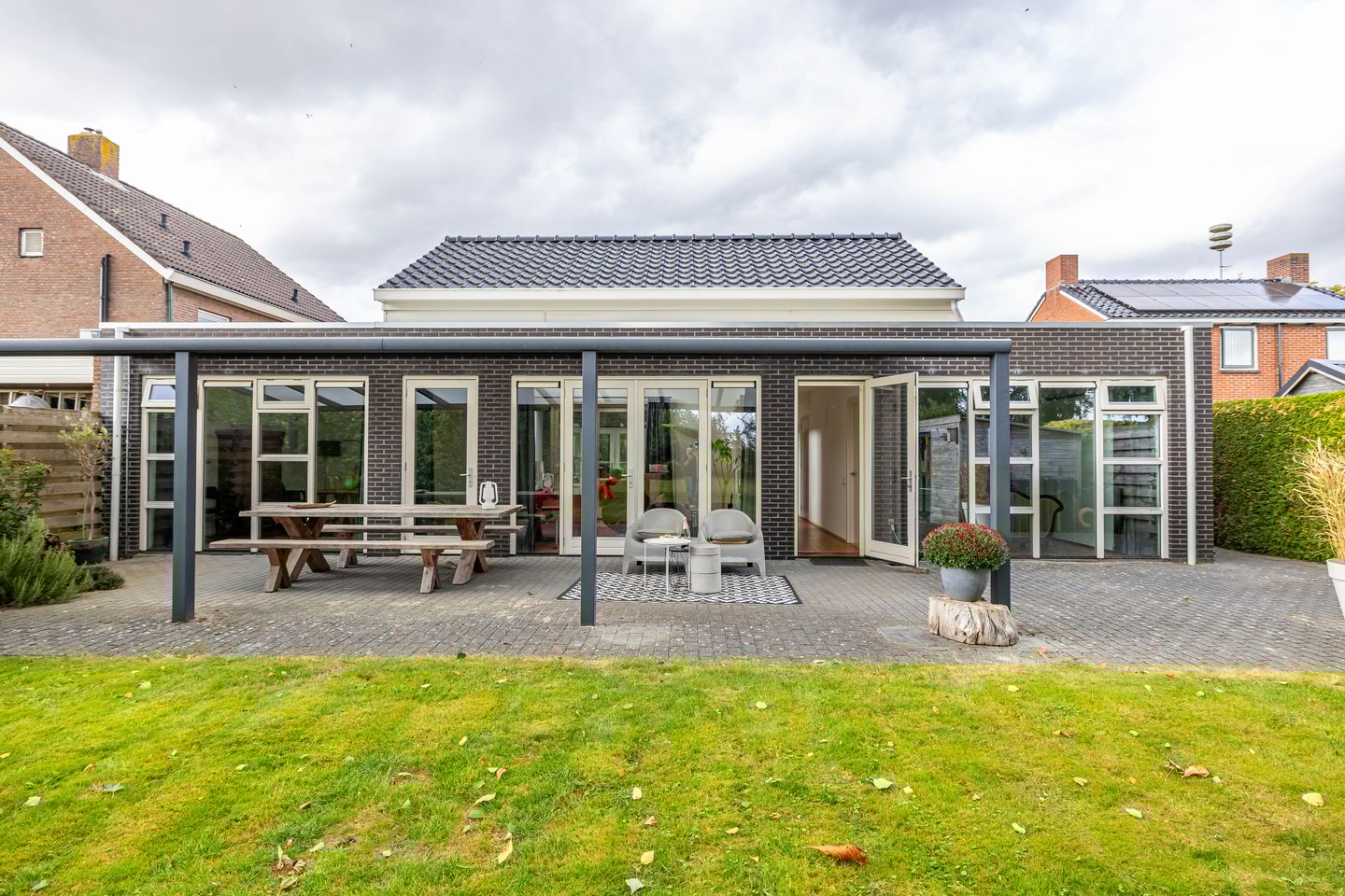 Foto 40 van Burg Geerlingstraat 17