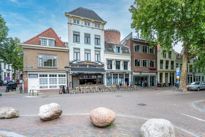 Foto 49 van Breedstraat 8-A