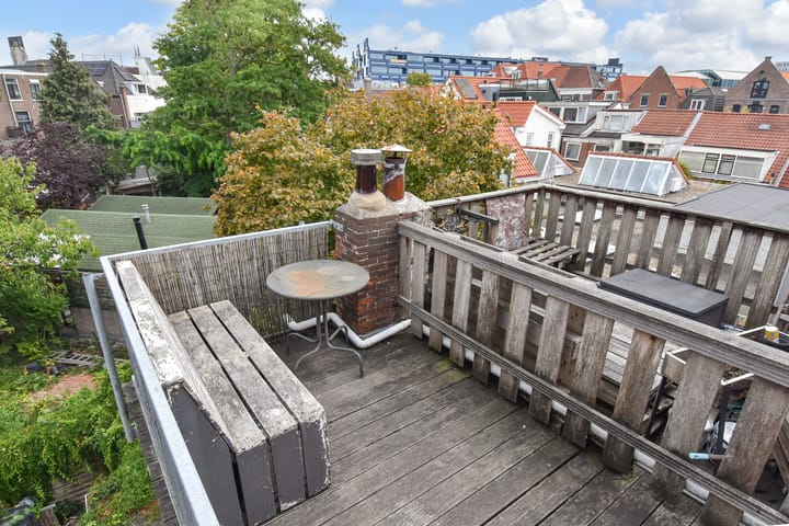 Foto 32 van Warmoezierstraat 10