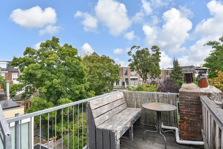 Foto 34 van Warmoezierstraat 10