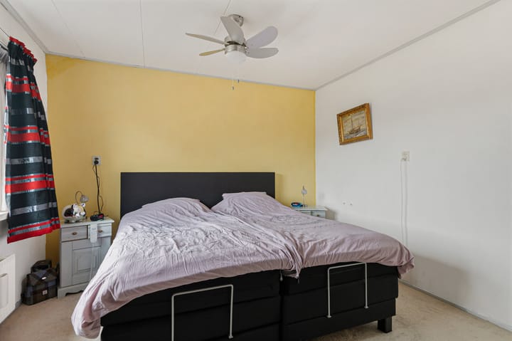 Photo 21 of Kamperfoelieplein 25