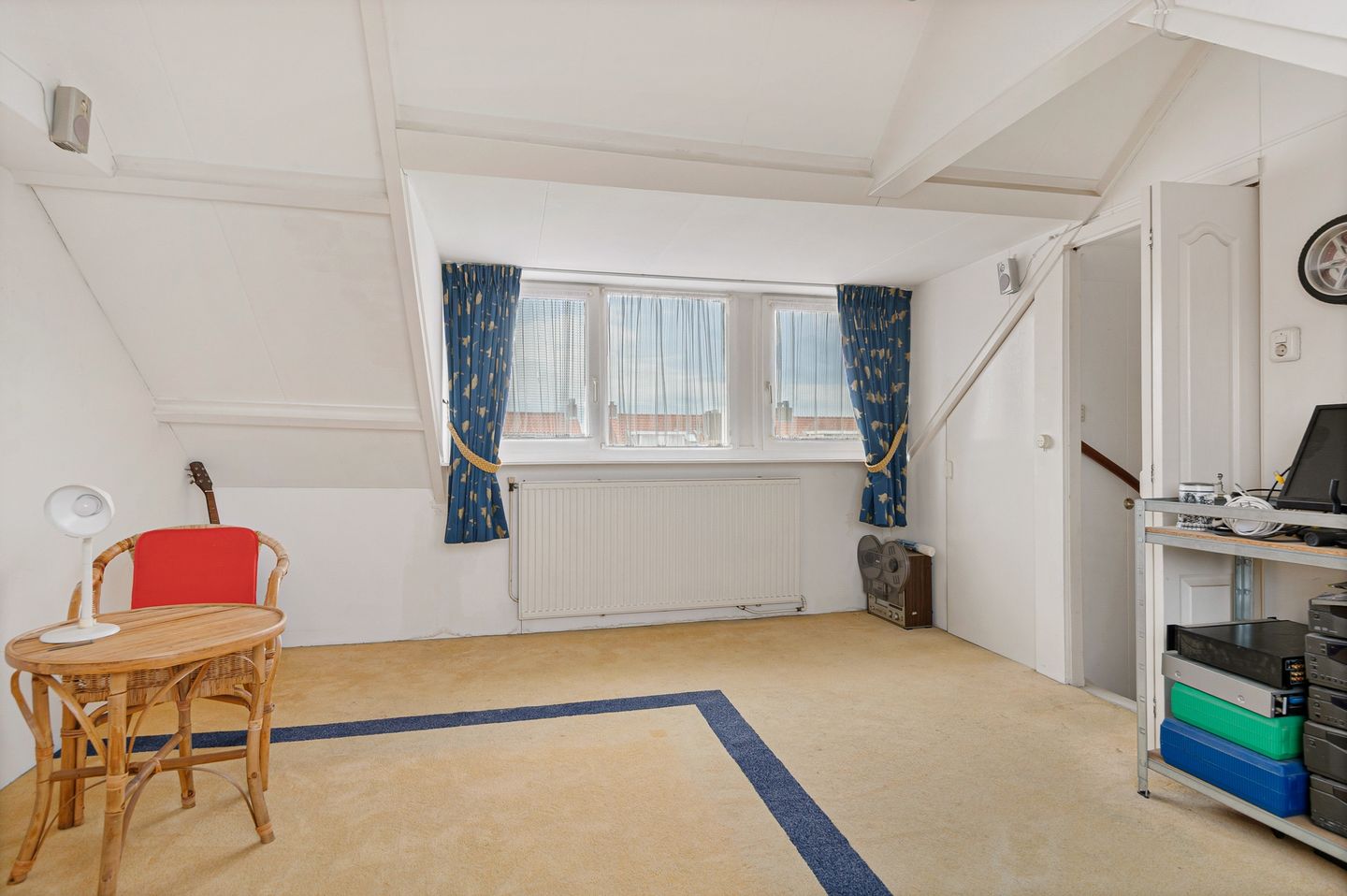 Foto 35 van Kamperfoelieplein 25