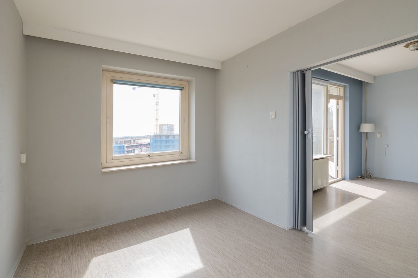 Photo 10 of Burgemeester van Alphenstraat 57-F15