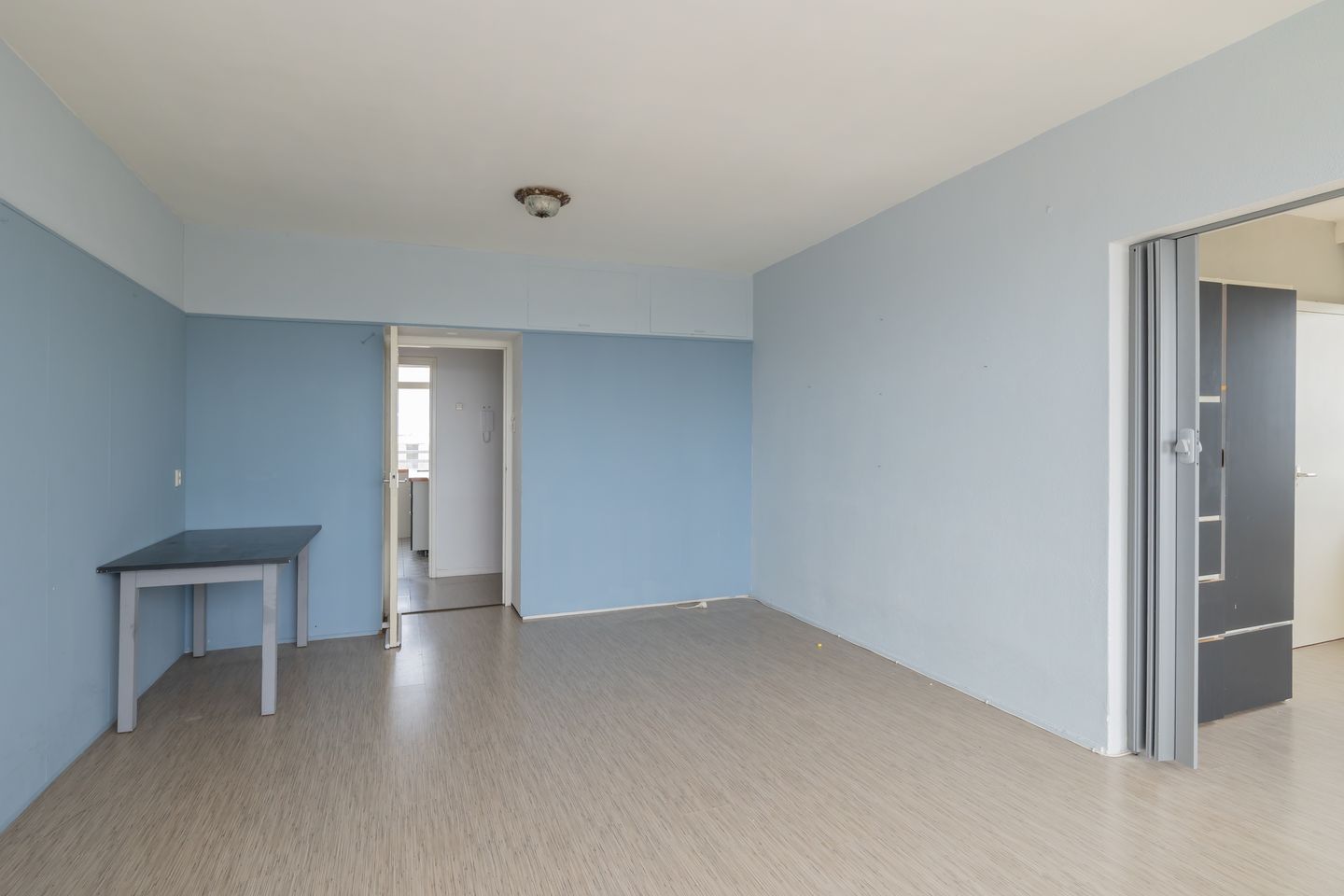 Photo 14 of Burgemeester van Alphenstraat 57-F15