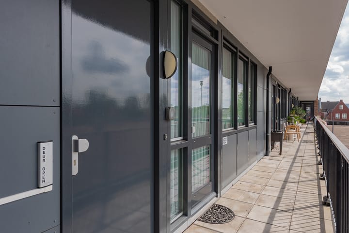 Photo 5 of Zuiderzeestraatweg 135-D