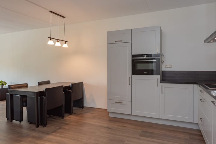 Photo 12 of Zuiderzeestraatweg 135-D