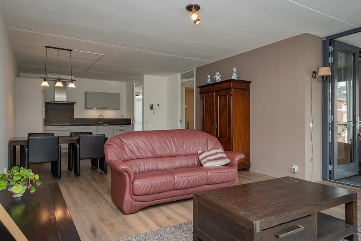 Photo 17 of Zuiderzeestraatweg 135-D