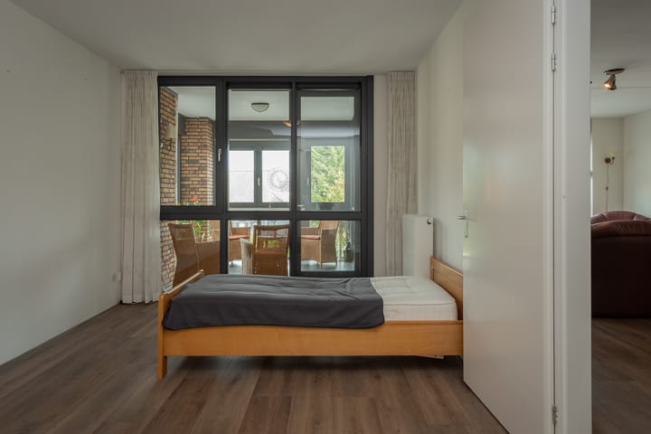 Photo 24 of Zuiderzeestraatweg 135-D