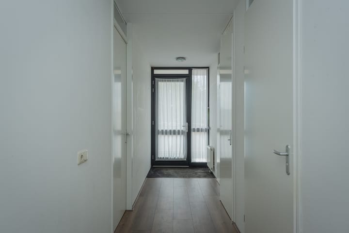 Photo 35 of Zuiderzeestraatweg 135-D