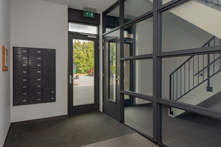 Photo 41 of Zuiderzeestraatweg 135-D