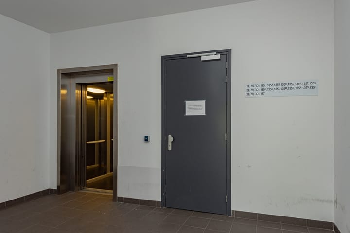 Photo 43 of Zuiderzeestraatweg 135-D