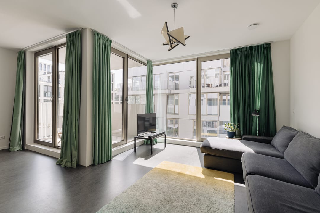 Photo 1 of Spadinalaan 421