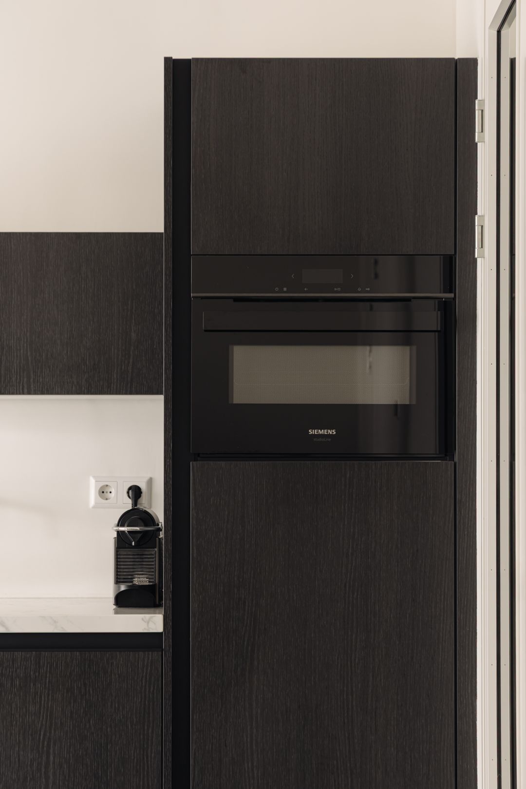 Photo 11 of Spadinalaan 421