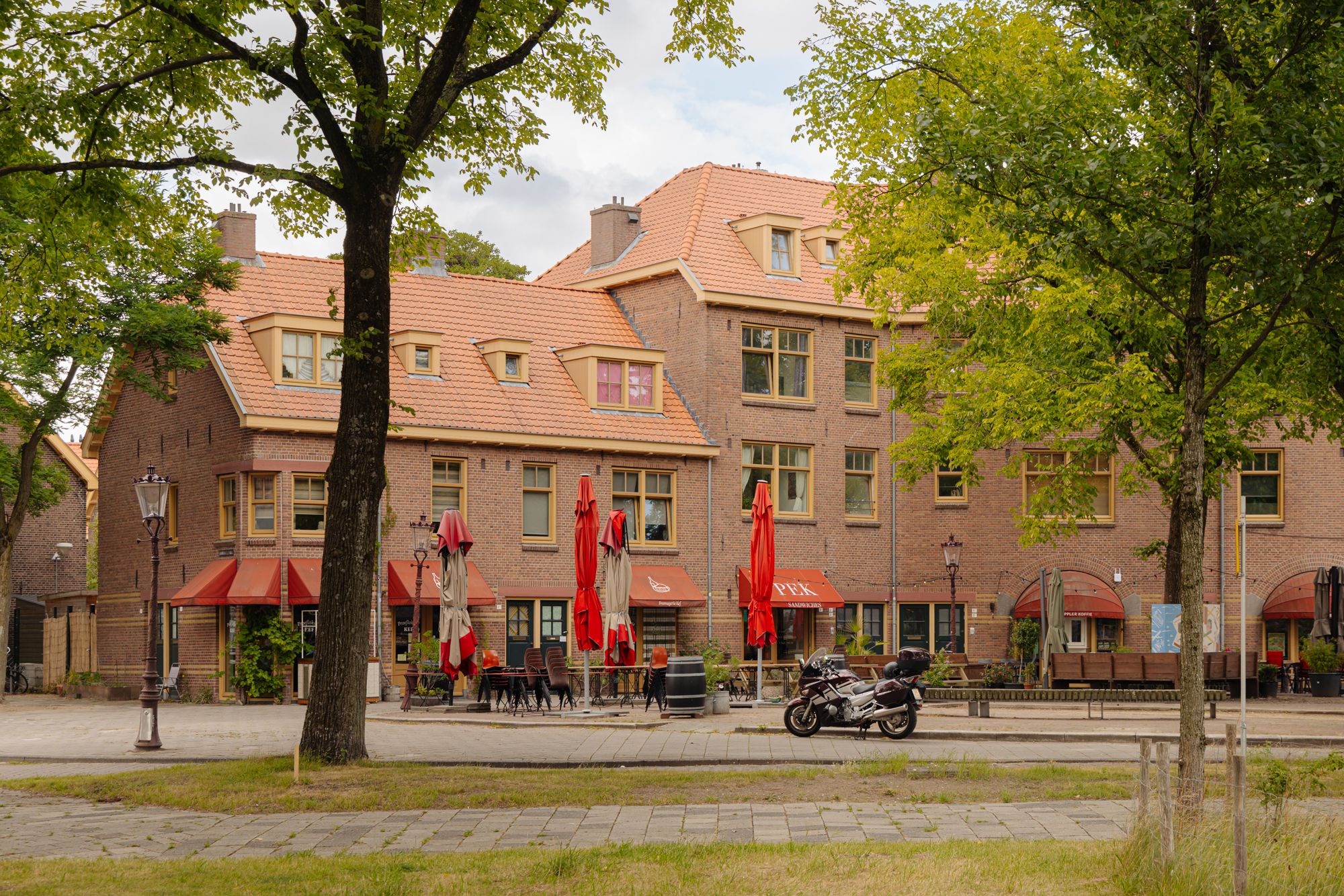 Photo 21 of Spadinalaan 421