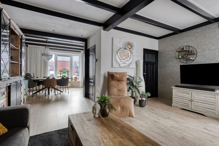 Foto 8 van Oudewerfslaan 97