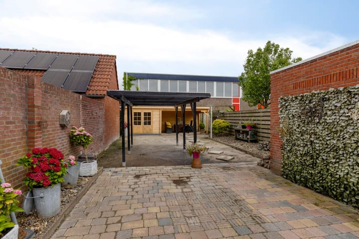 Foto 28 van Oudewerfslaan 97