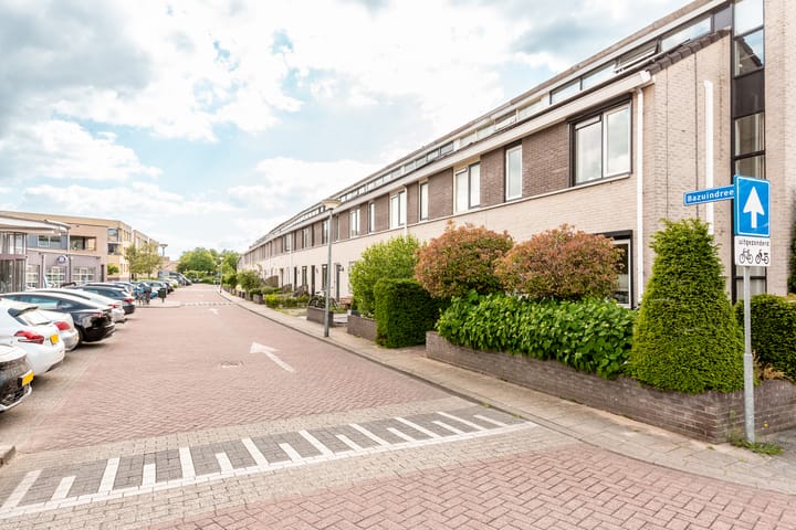 Foto 33 van Bazuindreef 84